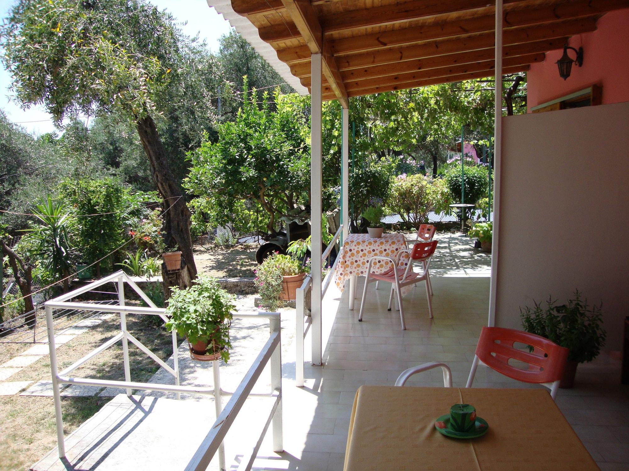 Ipsia Apartments Palaiokastritsa Exterior foto
